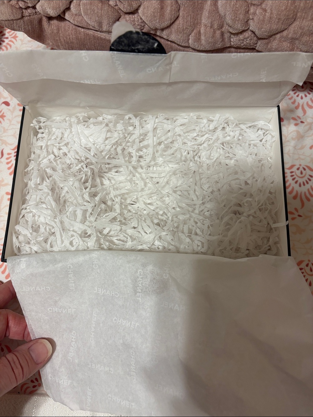 Chanel  packaging - Picture 2 of 5